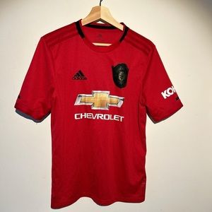 Manchester United 2019/20 home soccer jersey